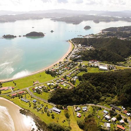 Waitangi Beach House Exterior photo