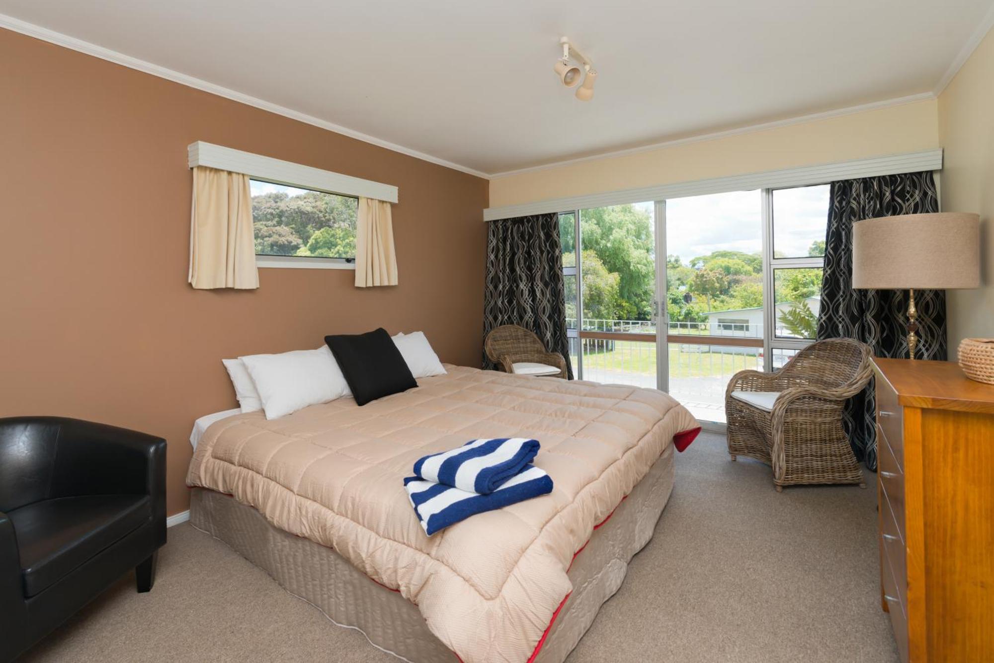 Waitangi Beach House Exterior photo